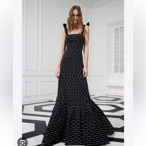 Alexis Symphony Dress - Picture 2 of 2